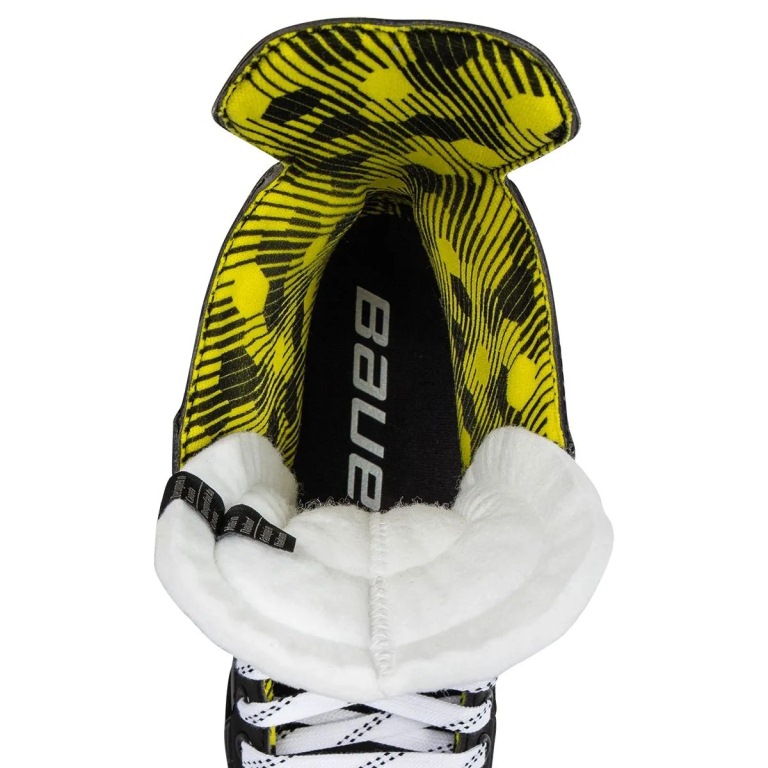 Коньки игрока Bauer S22 SUPREME M3 SKATE - INT